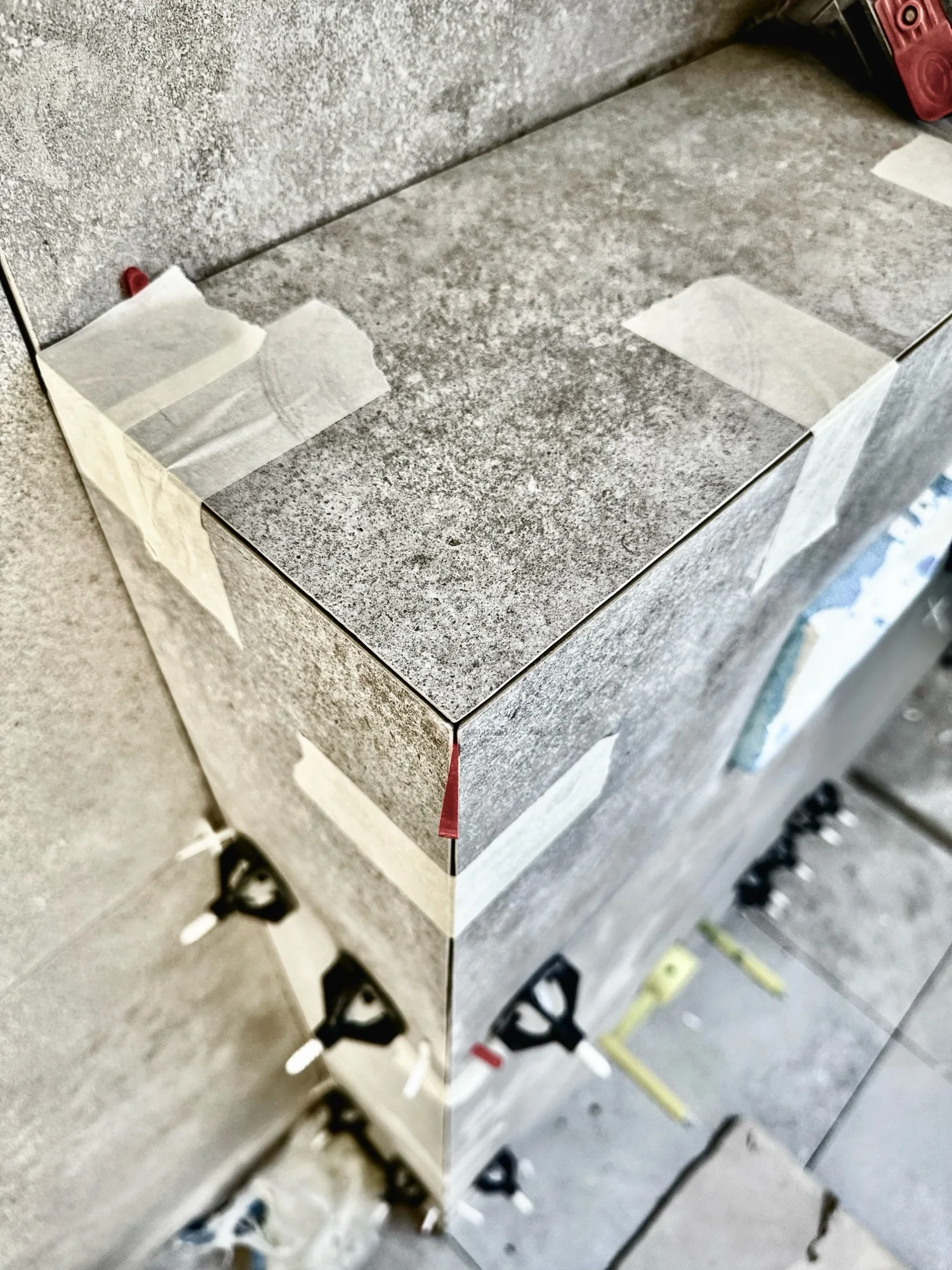 Zamárdi – tiling project, stone effects and fine details