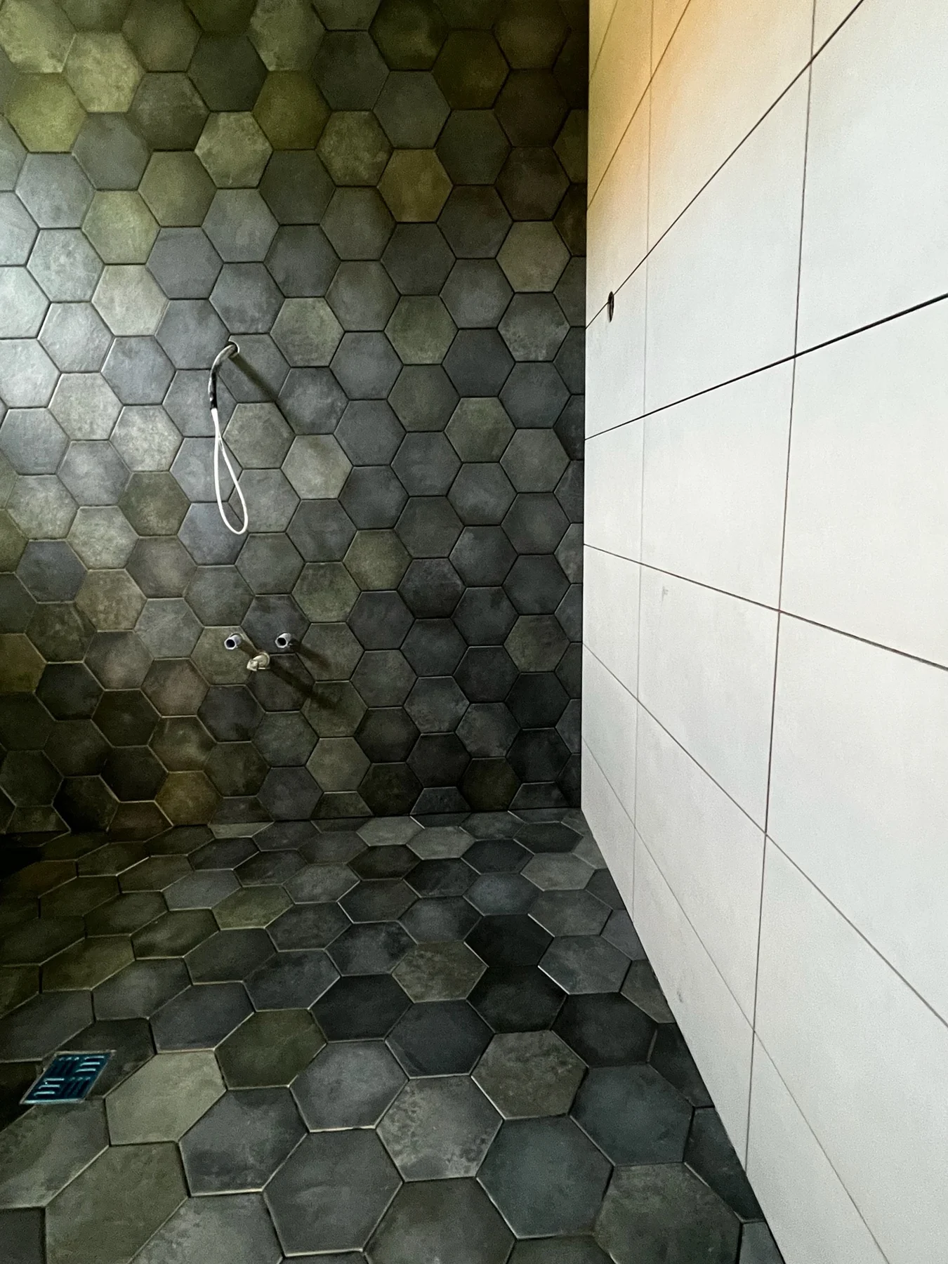 Pest County – tiling project
