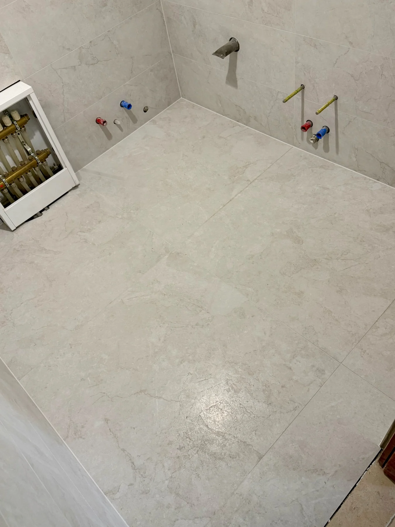 Biatorbágy – tiling project