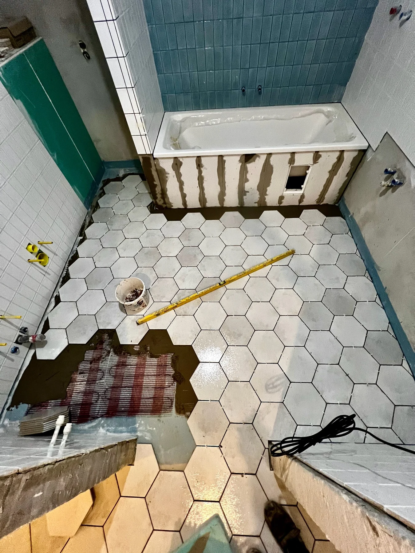 Budapest, District XII – tiling project