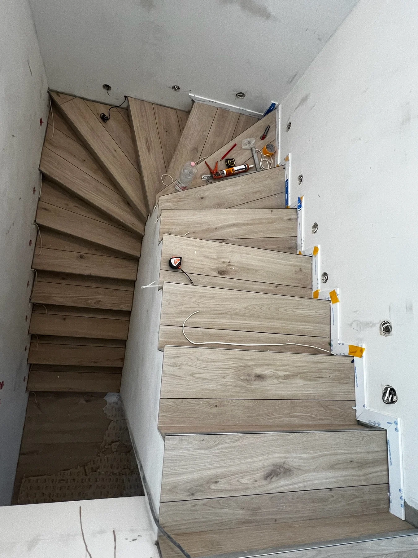 Solymár – tiling project